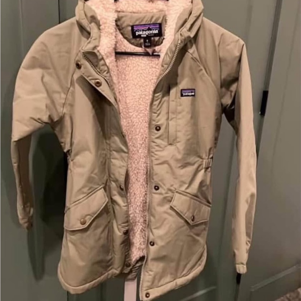Patagonia Beige Hooded Parka